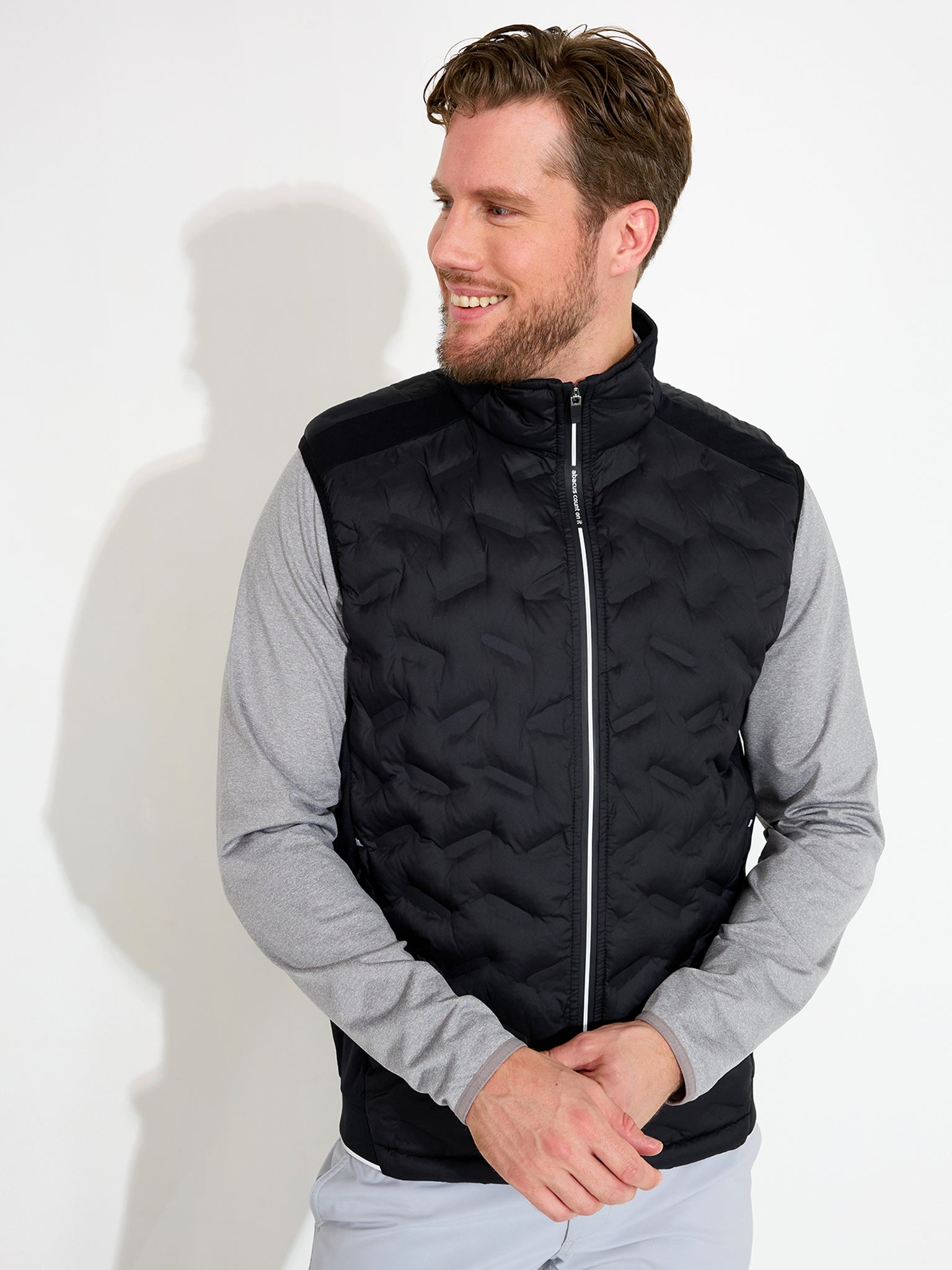 Mens Portrush hybrid vest - black – Abacus Sportswear