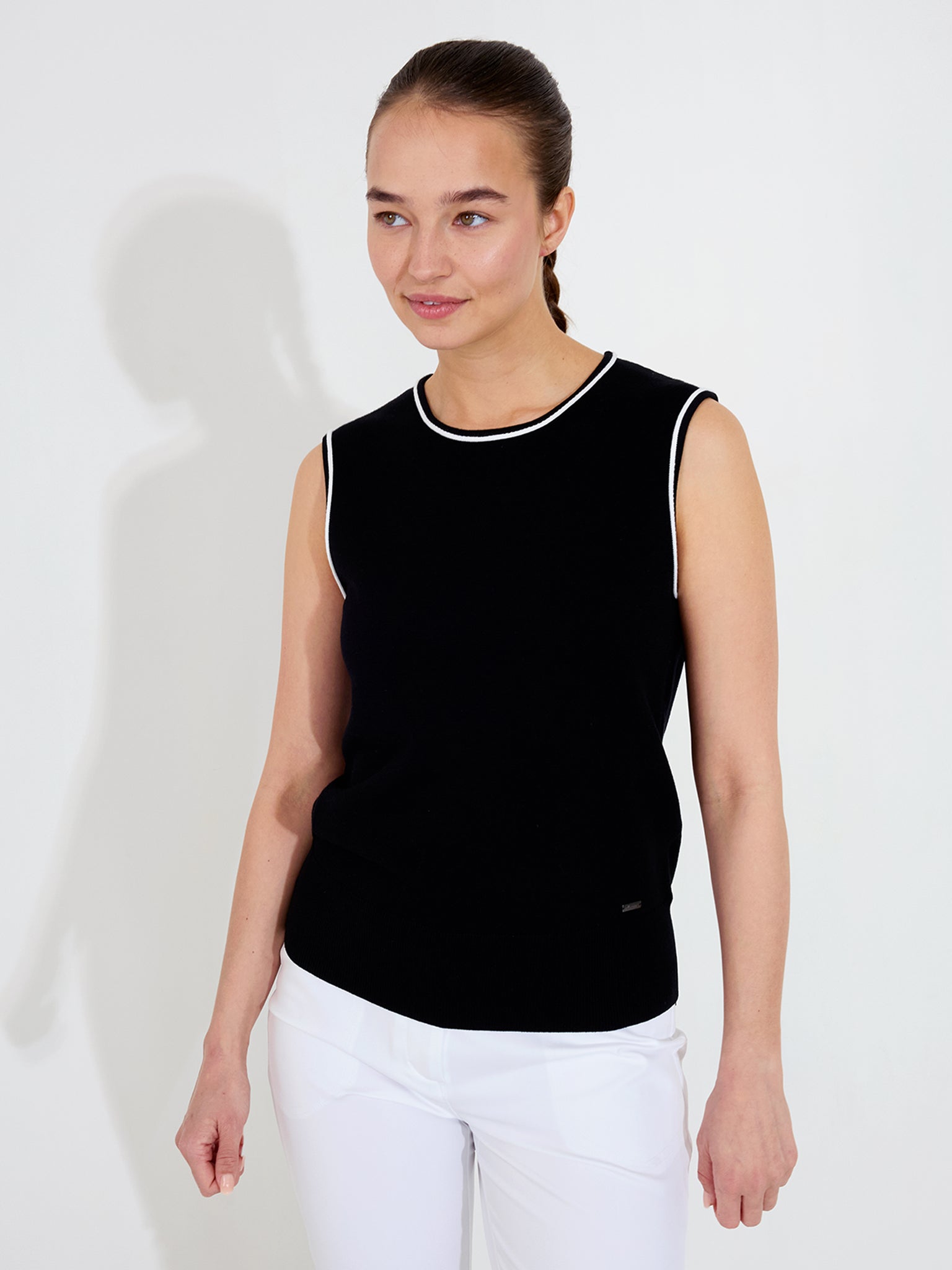 Lds Niblick sleeveless - black – Abacus Sportswear
