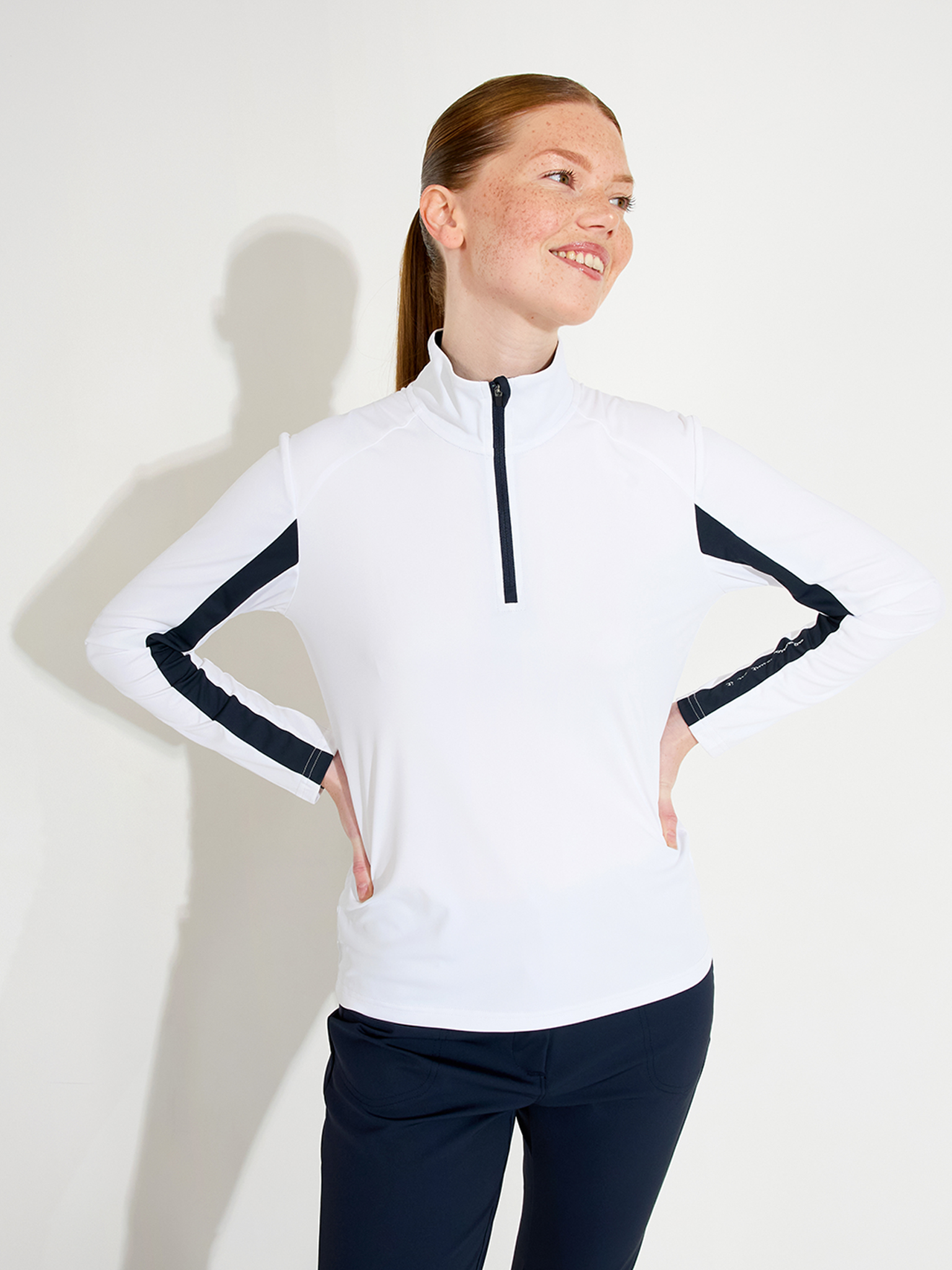 Lds Aloha UV longsleeve - white/navy in the group WOMEN / Spring collection at Abacus Sportswear (2771193)