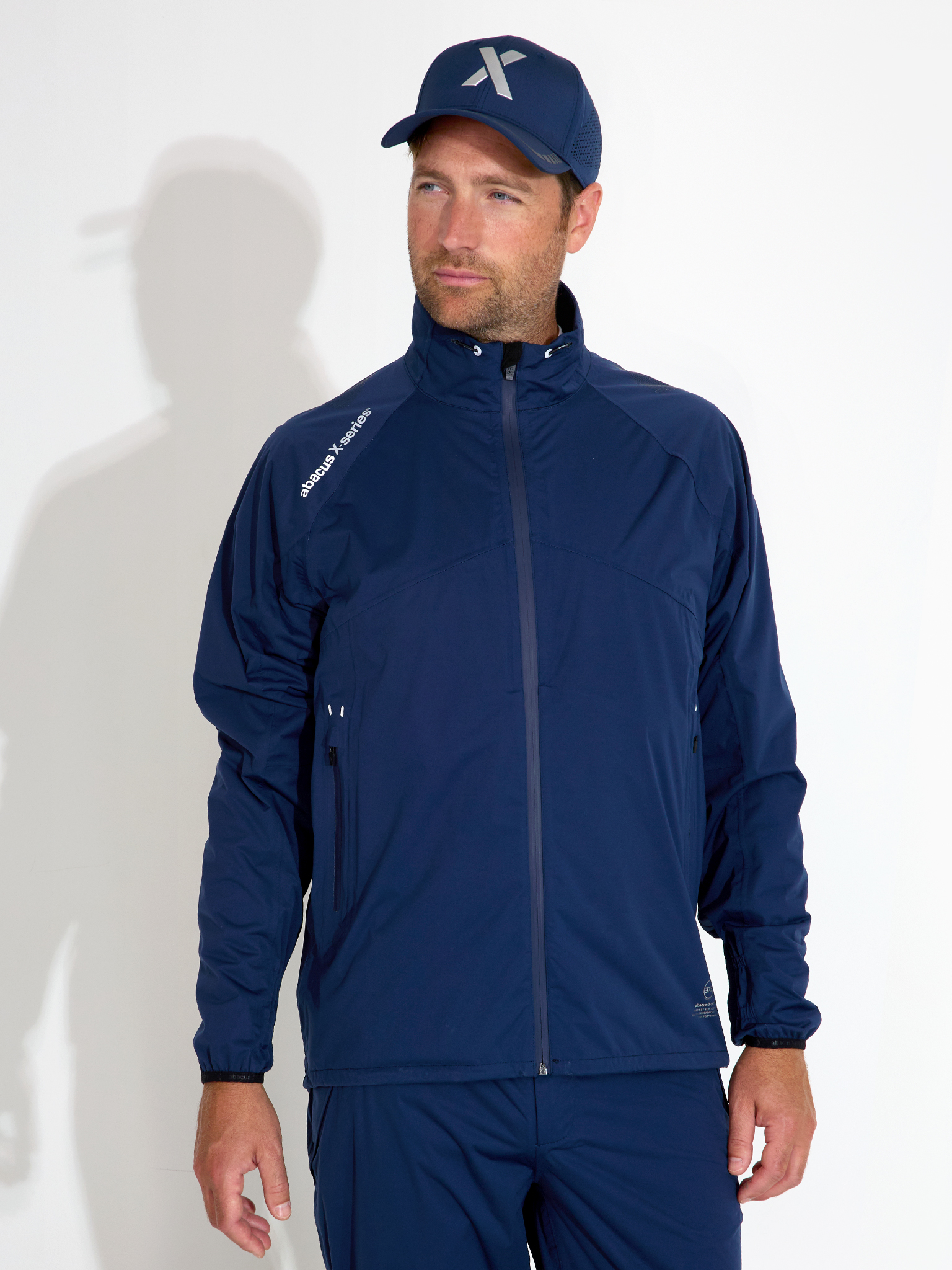 Mens Pitch 37.5 technology rainjacket - midnight navy in the group MEN / Rainwear at Abacus Sportswear (6040093)