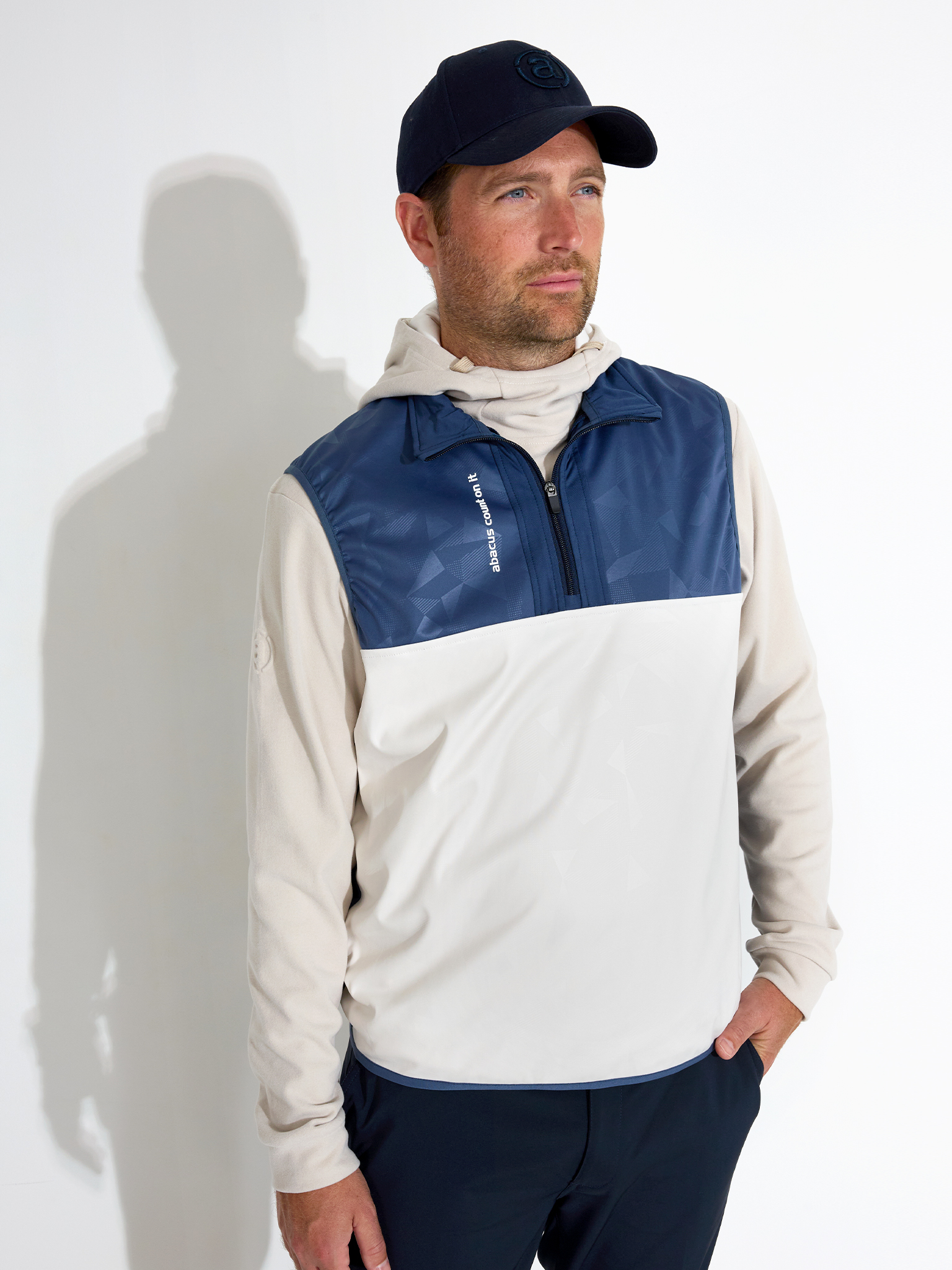 Mens Kingsbarns hybrid vest - steelblue in the group MEN / Vests at Abacus Sportswear (6229311)