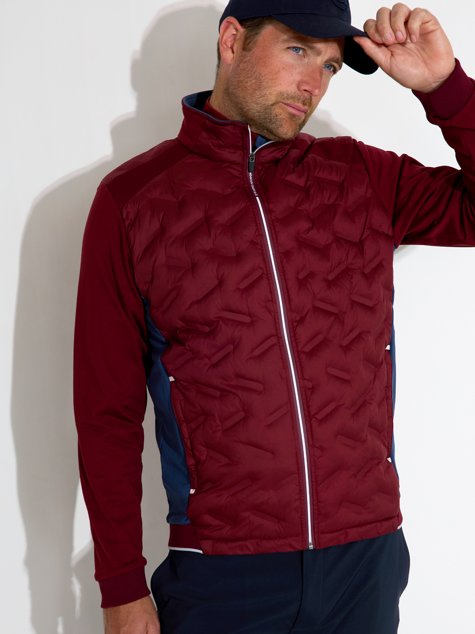 Mens Portrush hybrid jacket - cranberry i gruppen HERR / Alla herrkläder hos Abacus Sportswear (6344411)