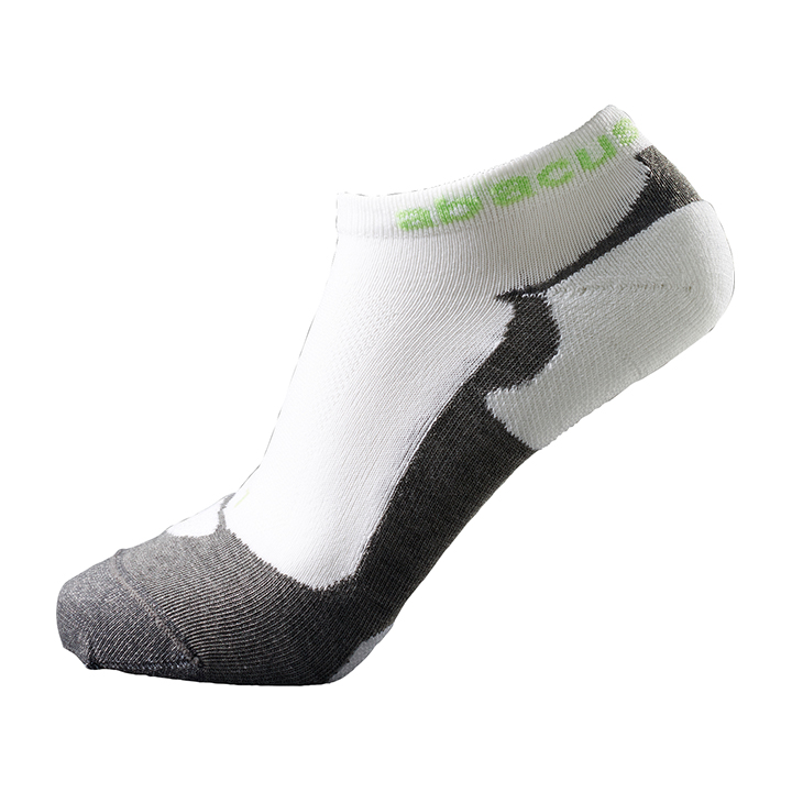 Extreme 37.5 low socks - vit i gruppen HERR / X-series | Herr / X-series | Accessoarer hos Abacus Sportswear (7283100)