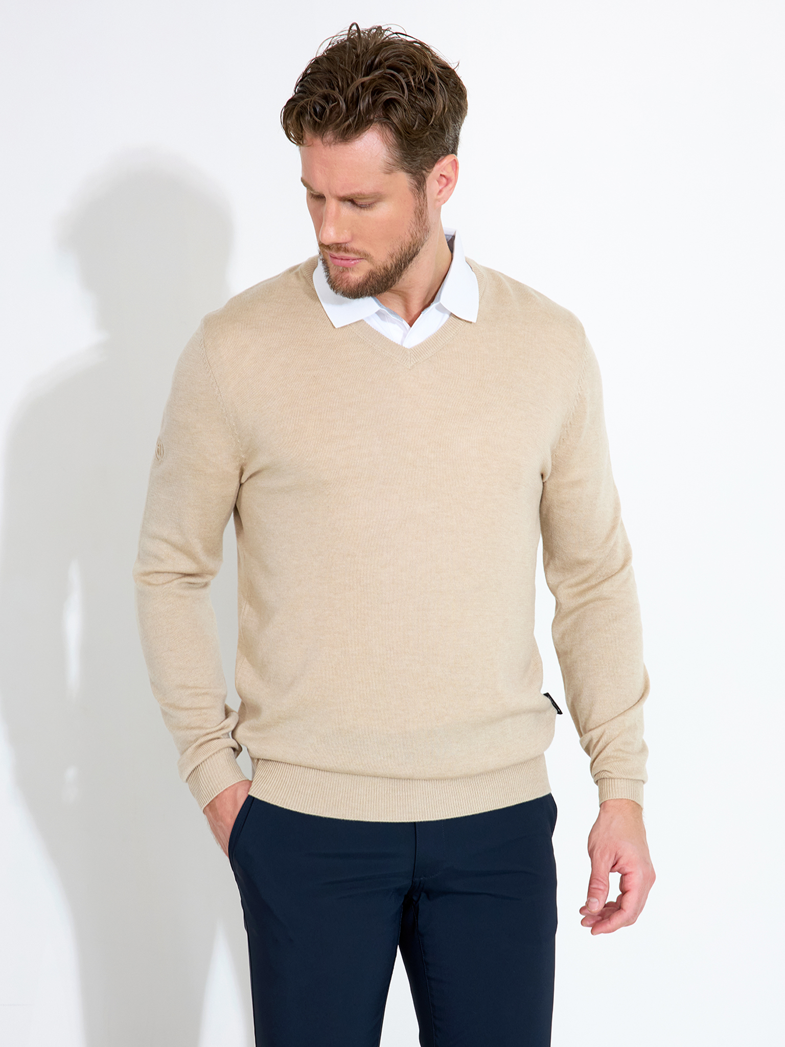 Mens Liffin V-neck pullover - sandshell