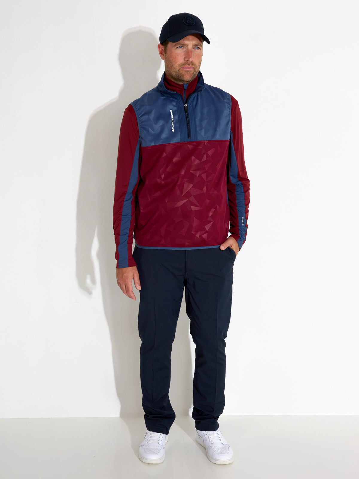 Mens Kingsbarns hybrid vest - cranberry-3