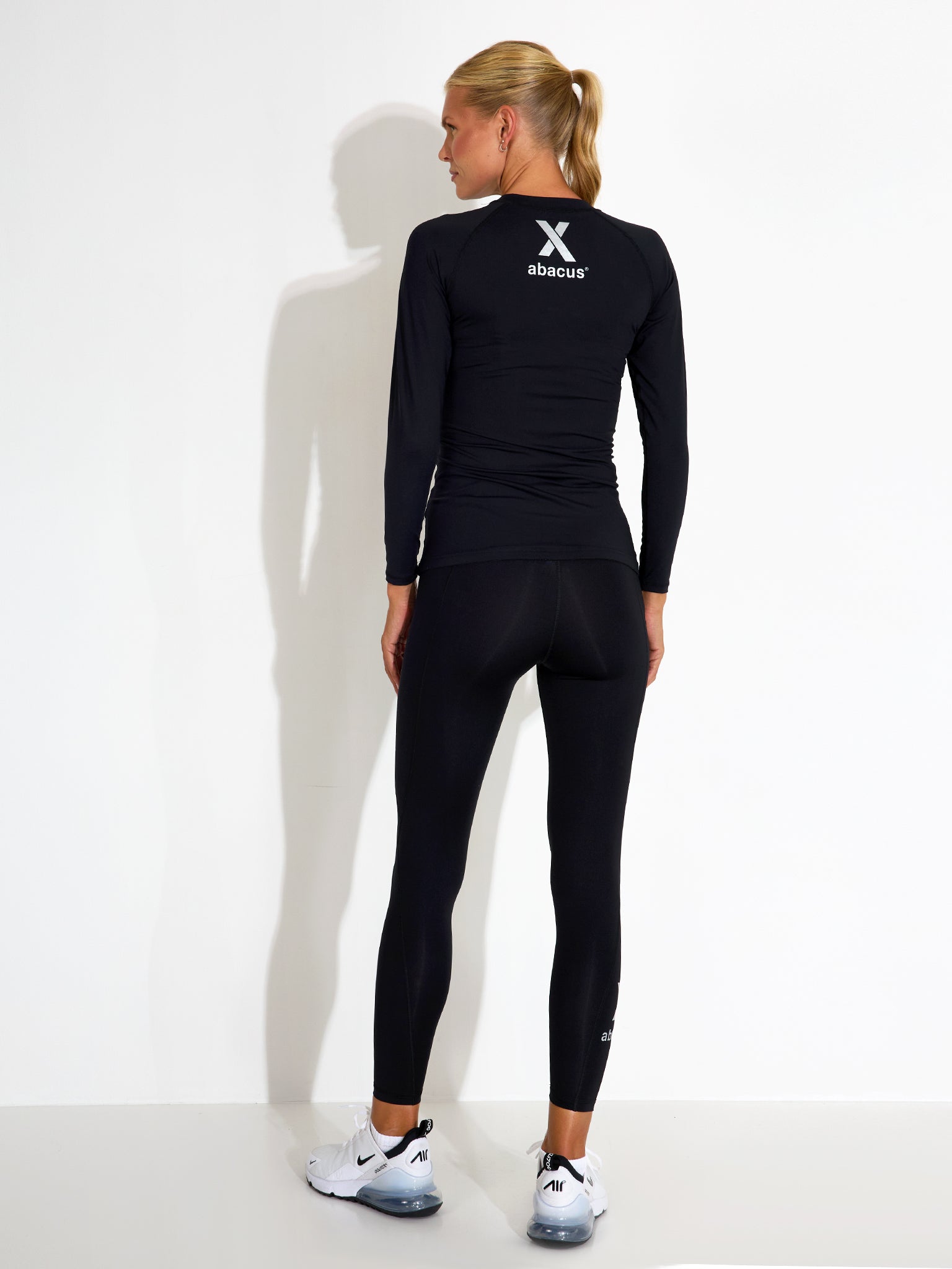 Lds Compression tights - black – Abacus Sportswear