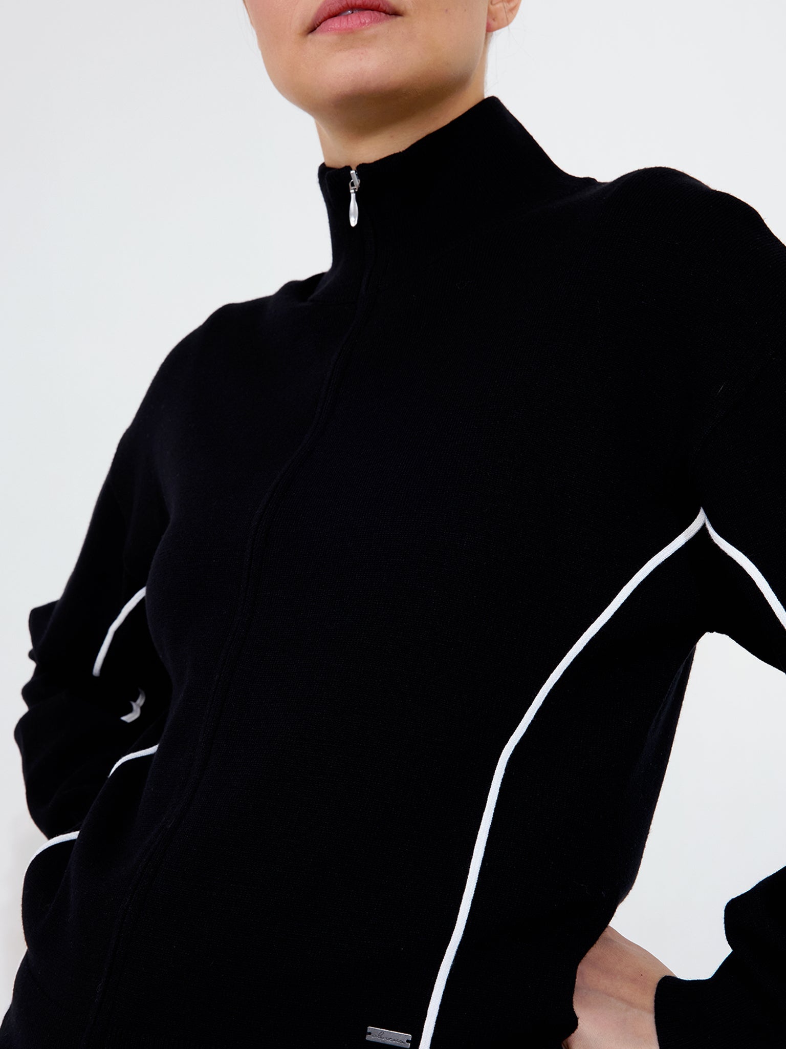 Lds Niblick fullzip - black – Abacus Sportswear