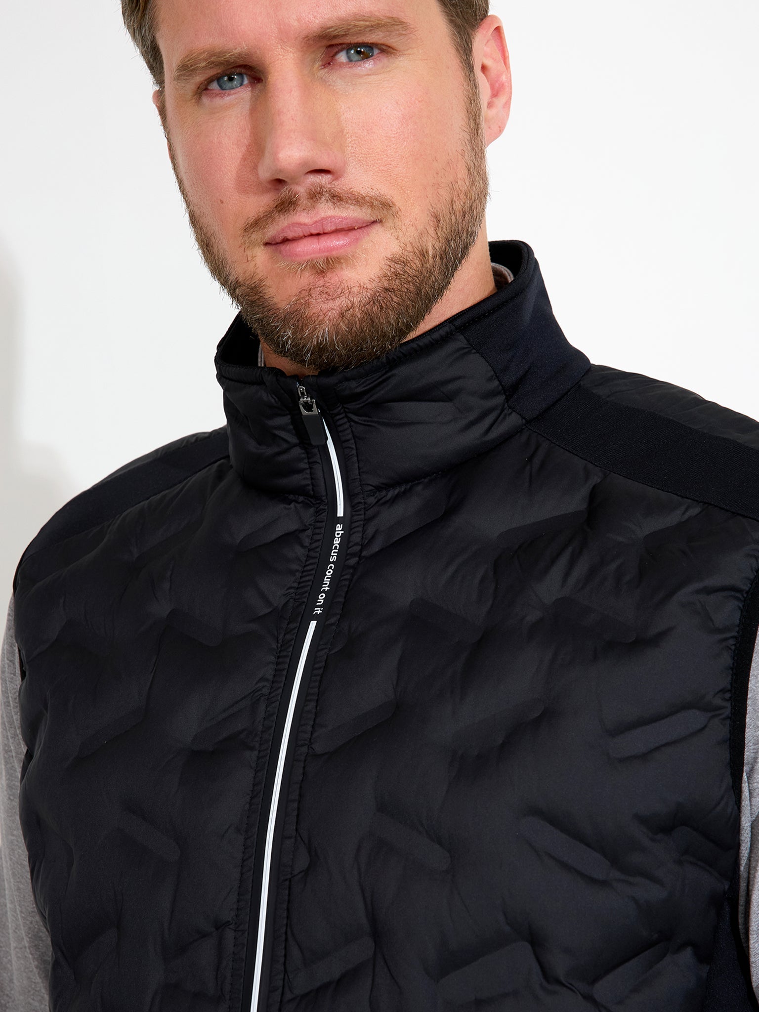 Mens Portrush hybrid vest - black – Abacus Sportswear