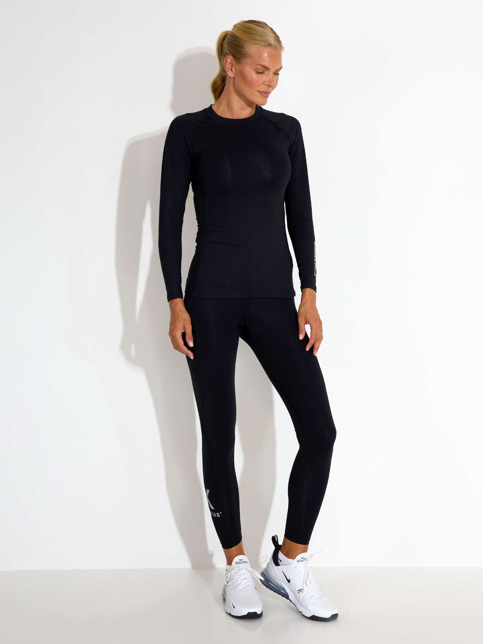 Lds Compression top - black