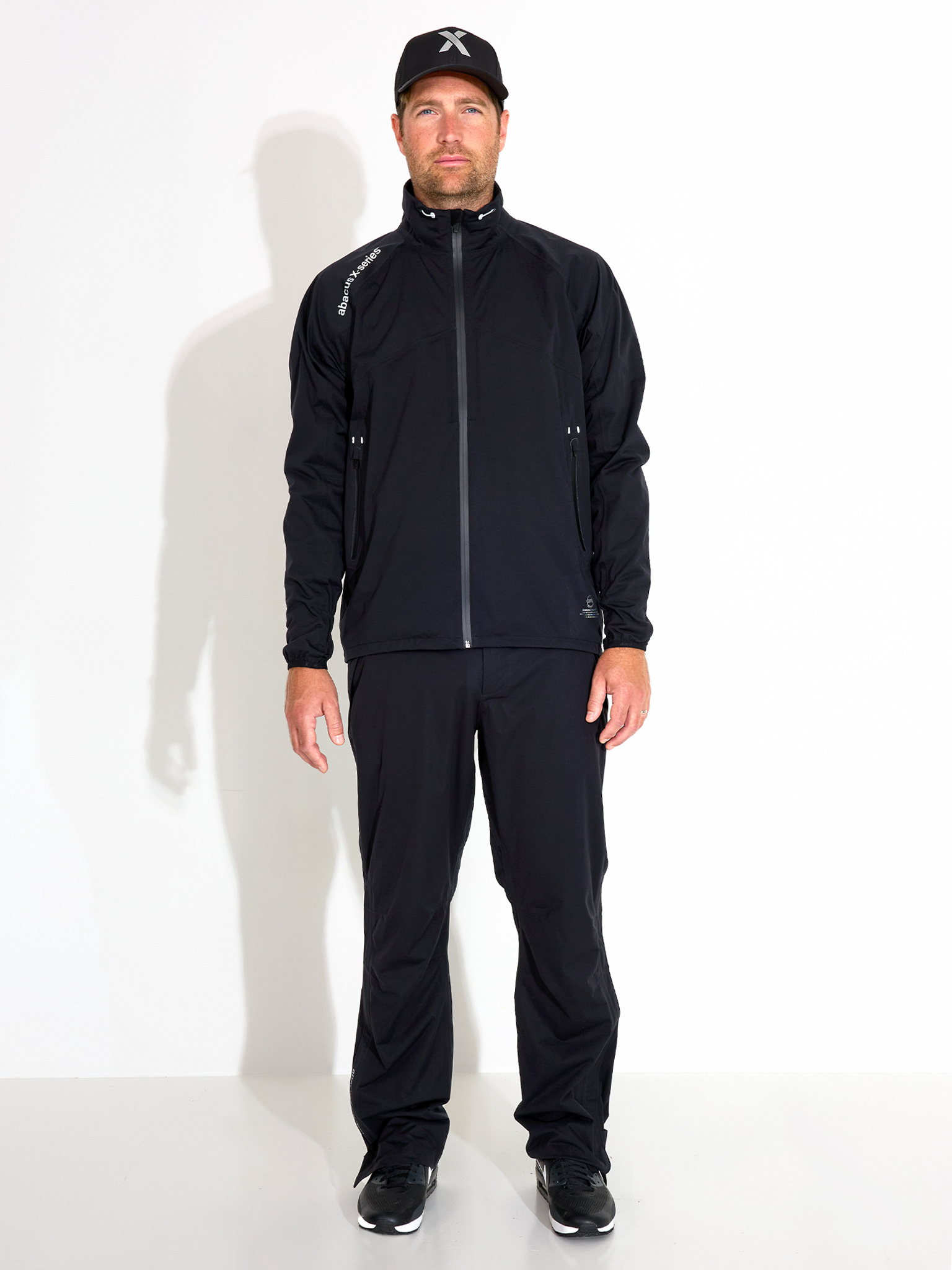 Mens Pitch 37.5 technology rainjacket - black