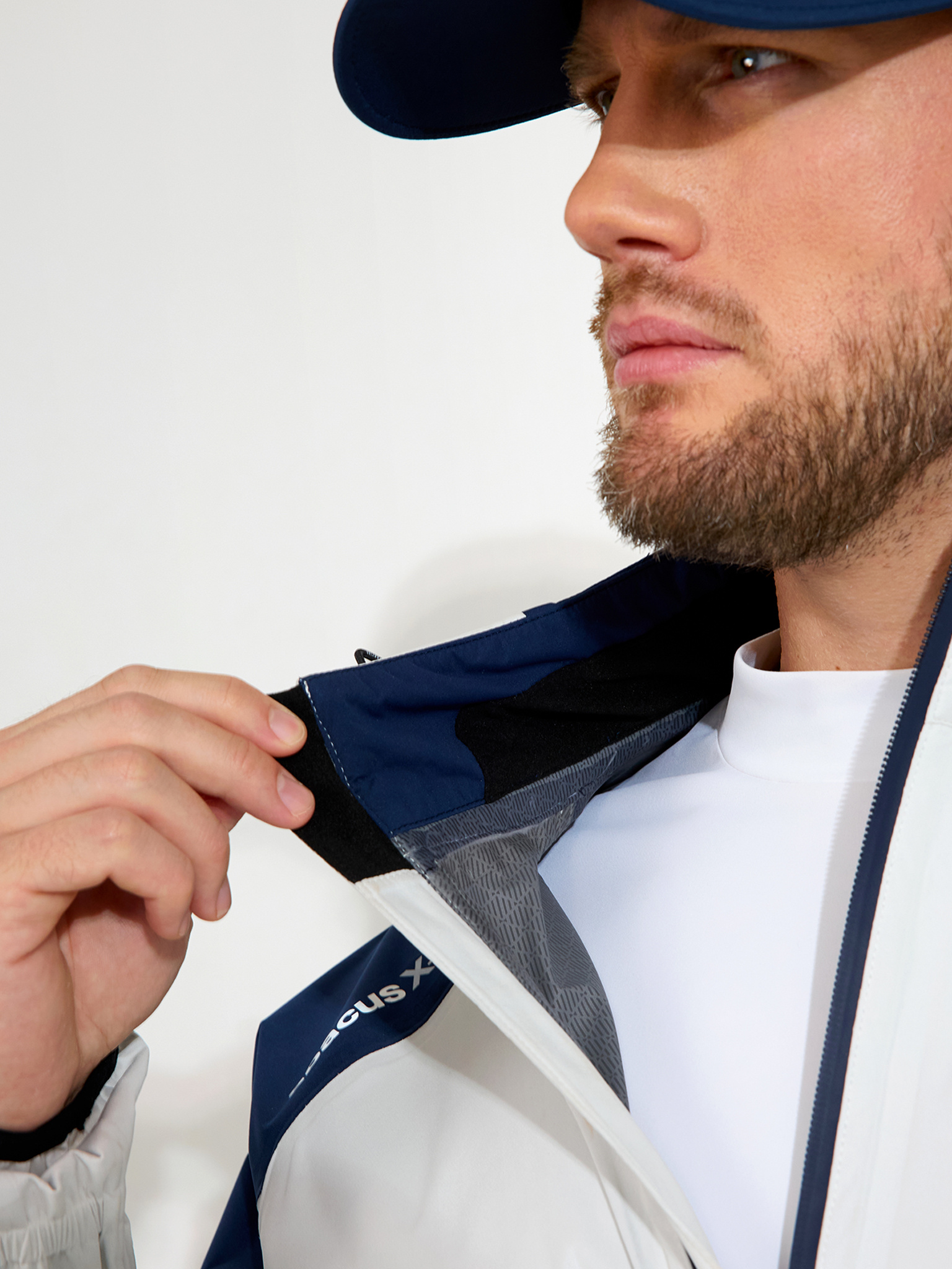 Mens Pitch 37.5 technology waterproof halfzip - clam