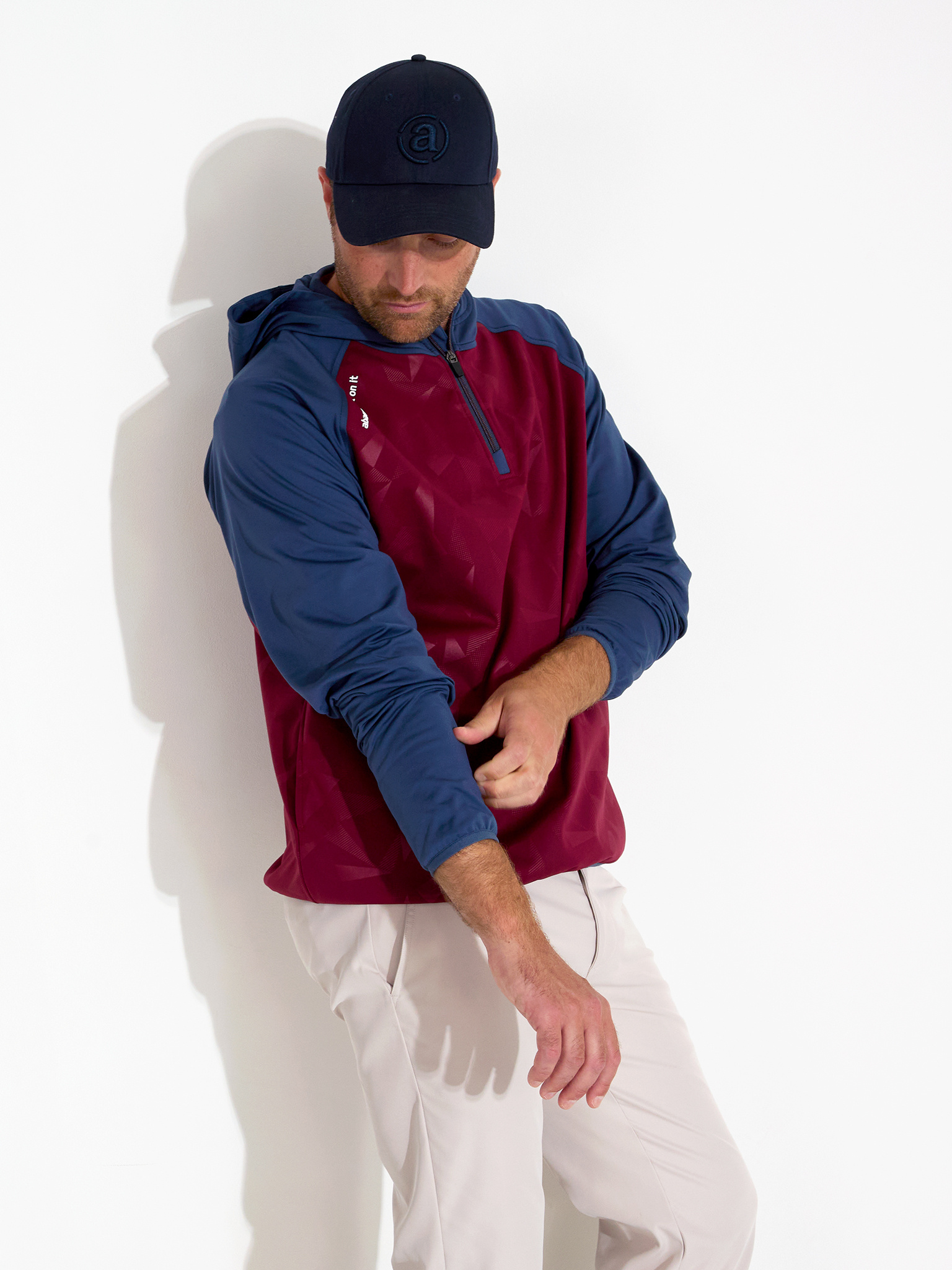 Mens Kingsbarns hybrid hoodie - cranberry