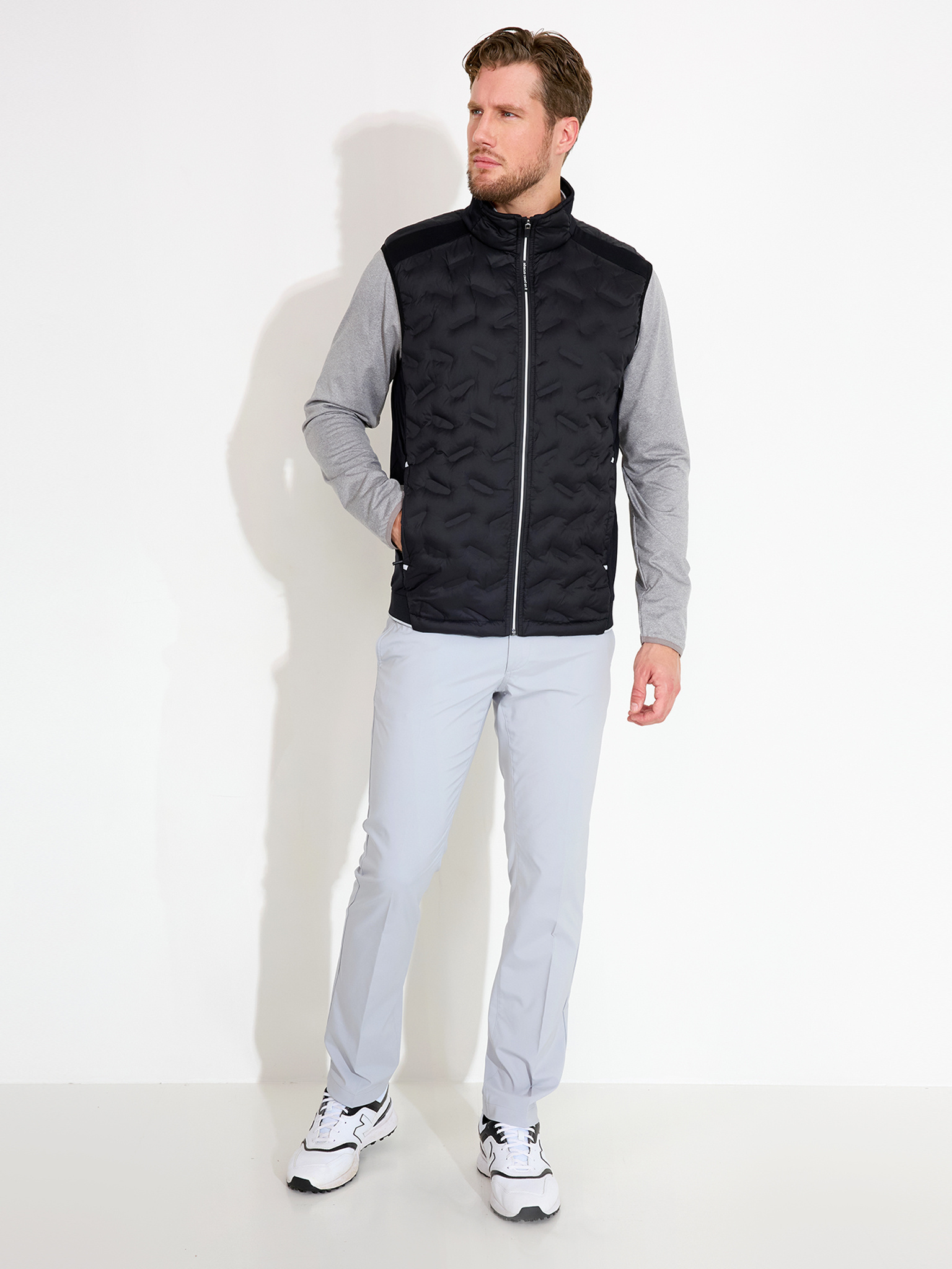 Mens Portrush hybrid vest - black