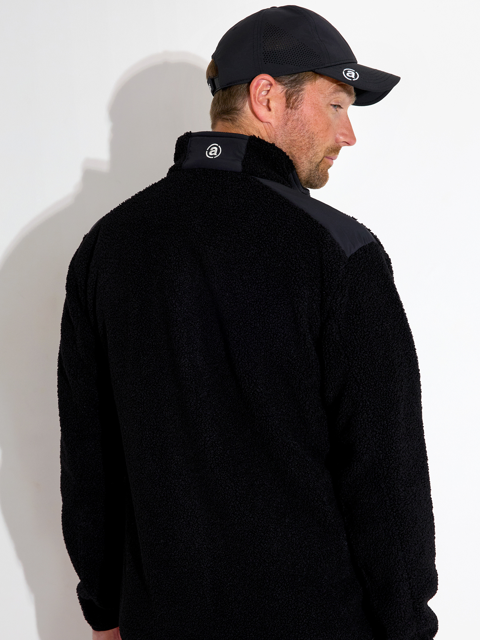 Mens Highlands midlayer - black